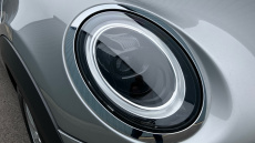 MINI Hatchback 1.5 Cooper Classic Premium 3dr Auto Petrol Hatchback